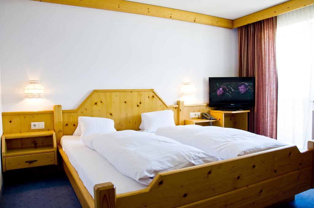 Alpenfriede Hotel Jerzens