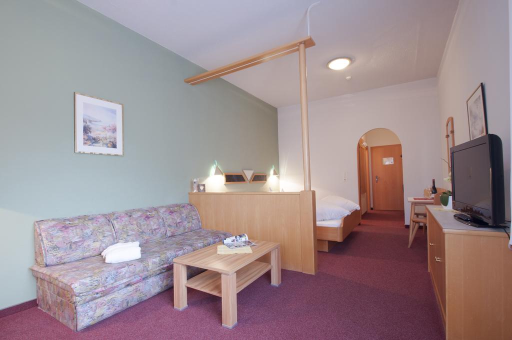 Hotel Alpenfriede 3*